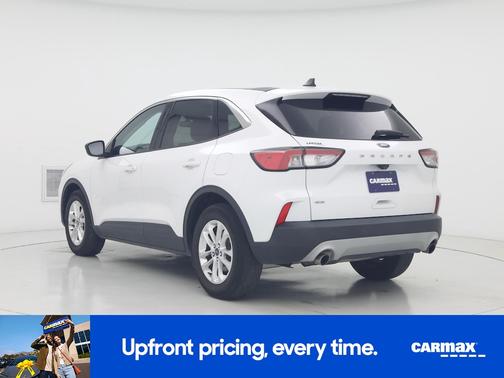 White 2022 Ford Escape SE