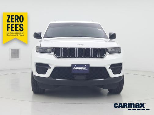 White 2024 Jeep Grand Cherokee Laredo X