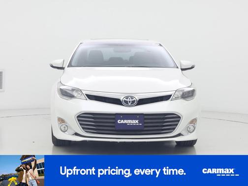 White 2015 Toyota Avalon Limited