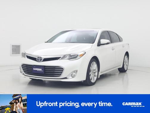 White 2015 Toyota Avalon Limited