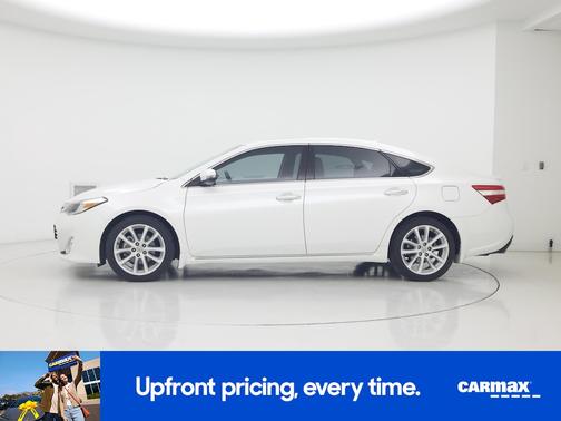 White 2015 Toyota Avalon Limited