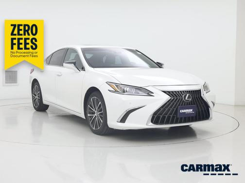 White 2024 Lexus ES 250