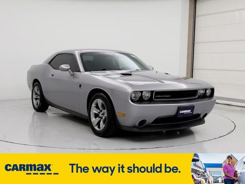 2014 Dodge Challenger SXT