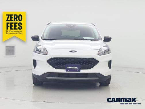 White 2022 Ford Escape SE