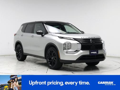 2022 Mitsubishi Outlander ES