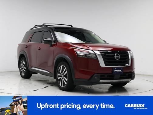 2022 Nissan Pathfinder Platinum