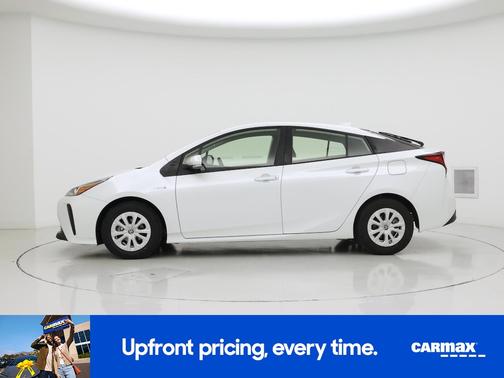 White 2022 Toyota Prius LE