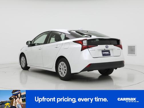 White 2022 Toyota Prius LE