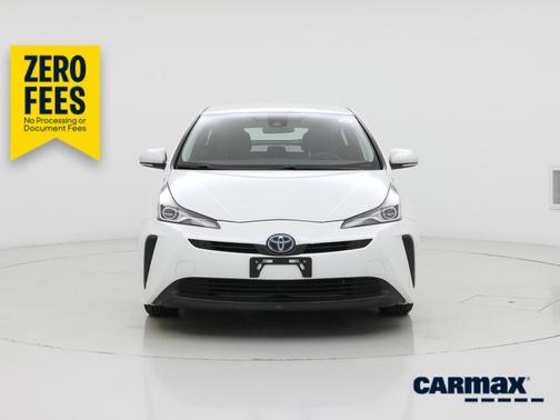 White 2022 Toyota Prius LE