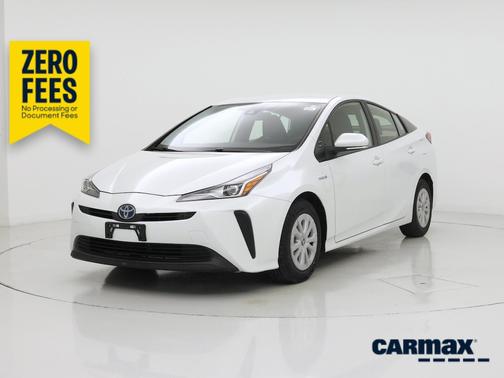 White 2022 Toyota Prius LE