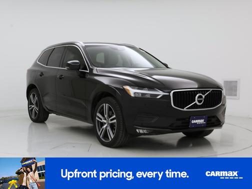 2021 Volvo XC60 T5 Momentum