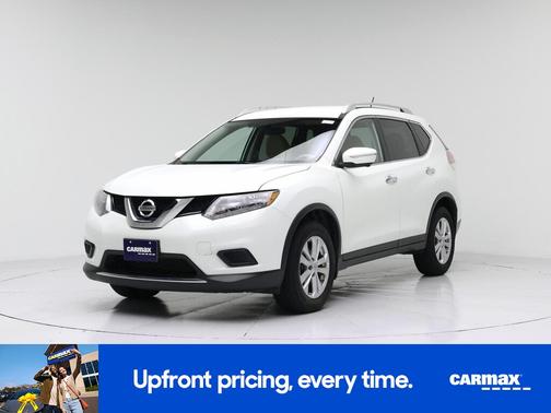 White 2015 Nissan Rogue SV