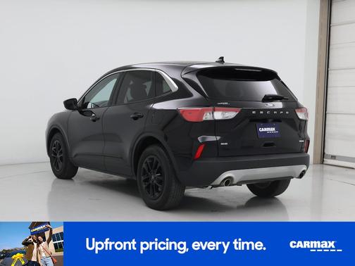 Black 2020 Ford Escape SE