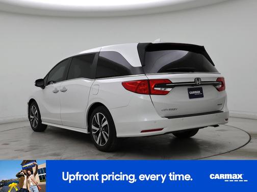 White 2024 Honda Odyssey Touring