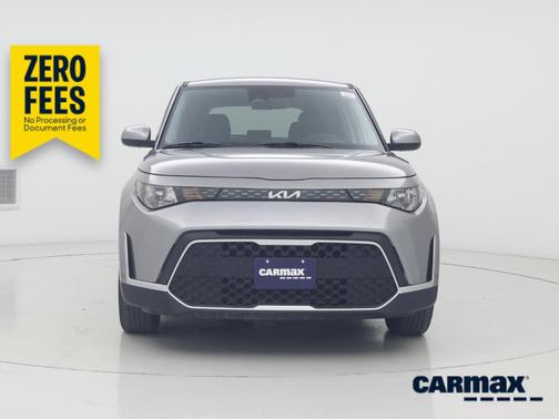 Gray 2024 Kia Soul LX