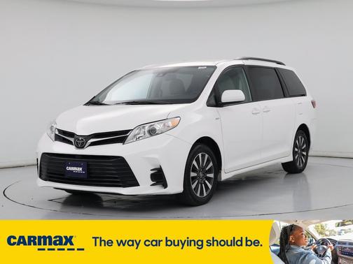 2020 Toyota Sienna LE