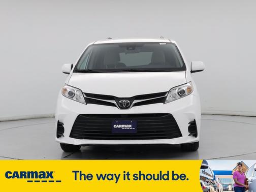 2020 Toyota Sienna LE