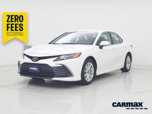 White 2024 Toyota Camry LE