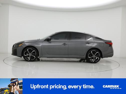 Gray 2025 Nissan Altima SR