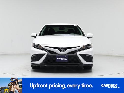 Silver 2023 Toyota Camry SE