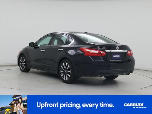 Black 2017 Nissan Altima SV