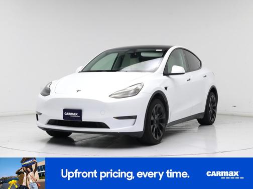 White 2024 Tesla Model Y Long Range