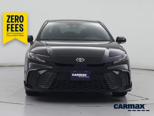 Black 2025 Toyota Camry SE