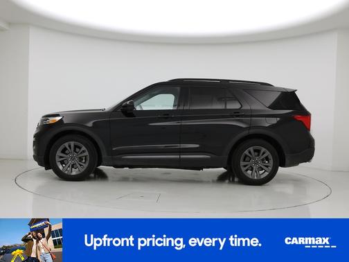 Black 2023 Ford Explorer XLT