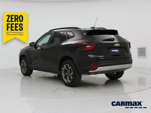 Black 2025 Chevrolet Trax LT