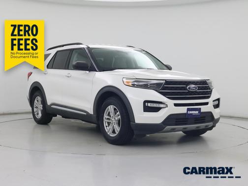 White 2020 Ford Explorer XLT