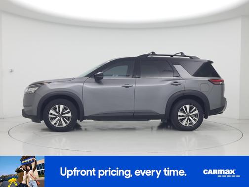 Gray 2023 Nissan Pathfinder SL