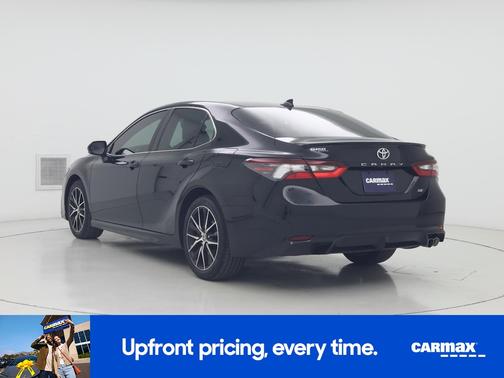 Black 2024 Toyota Camry SE