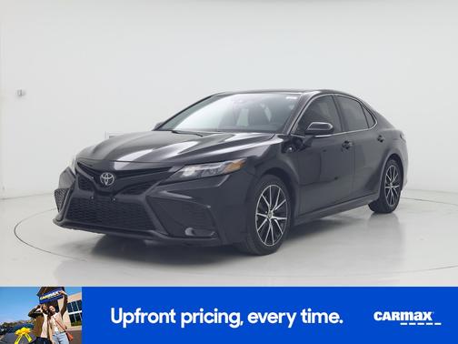 Black 2024 Toyota Camry SE
