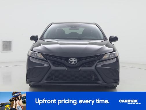 Black 2024 Toyota Camry SE