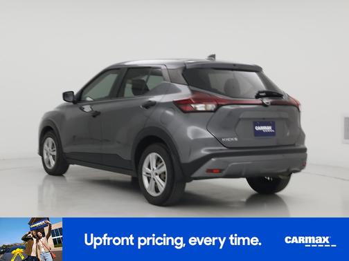 Gray 2024 Nissan Kicks S