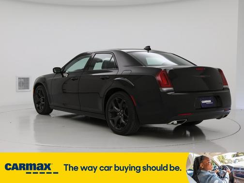 2022 Chrysler 300 S