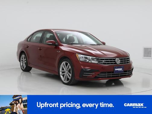2018 Volkswagen Passat R-Line