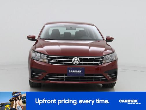 2018 Volkswagen Passat R-Line