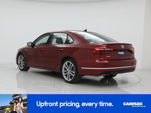 2018 Volkswagen Passat R-Line