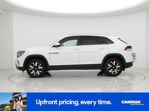 White 2022 Volkswagen Atlas Cross Sport SE