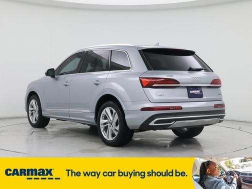 2023 Audi Q7 Premium Plus