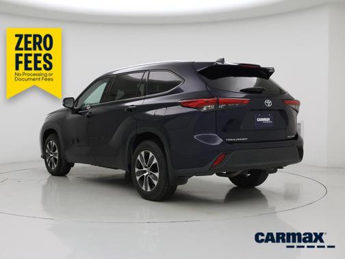 Blue 2021 Toyota Highlander XLE