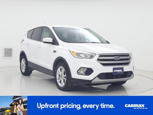 White 2017 Ford Escape SE