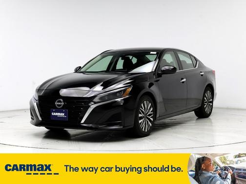 2023 Nissan Altima SV