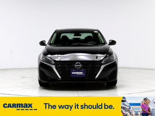 2023 Nissan Altima SV