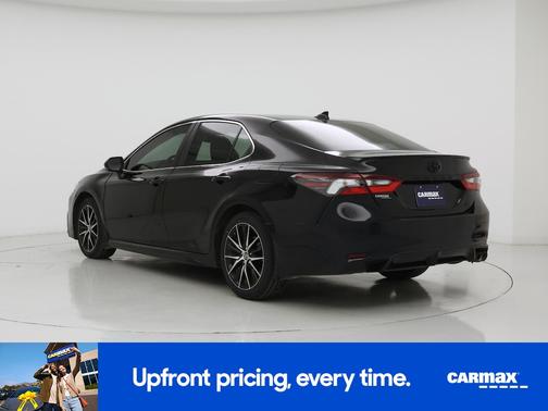 Black 2024 Toyota Camry SE