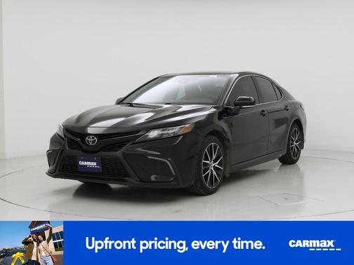Black 2024 Toyota Camry SE