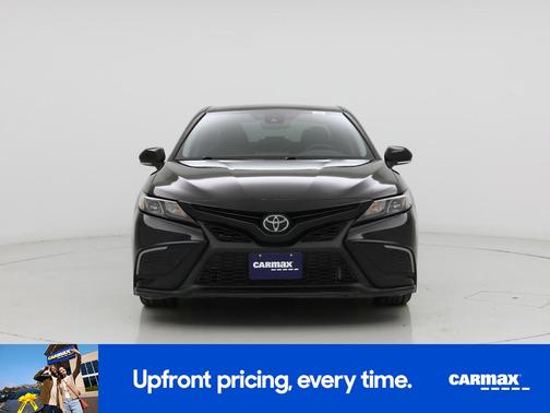 Black 2024 Toyota Camry SE