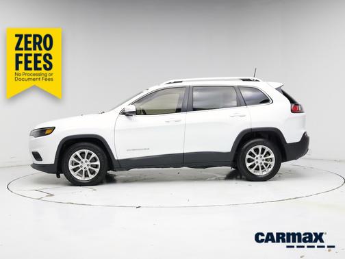 White 2019 Jeep Cherokee Latitude