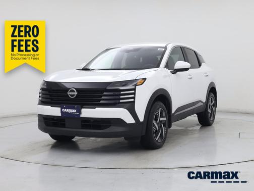 White 2025 Nissan Kicks SV